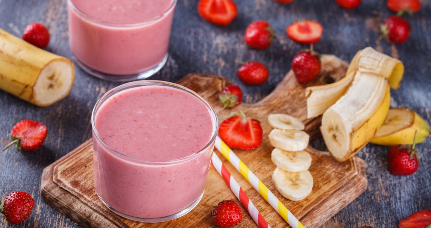 orzeźwiające smoothie bananowo-truskawkowe